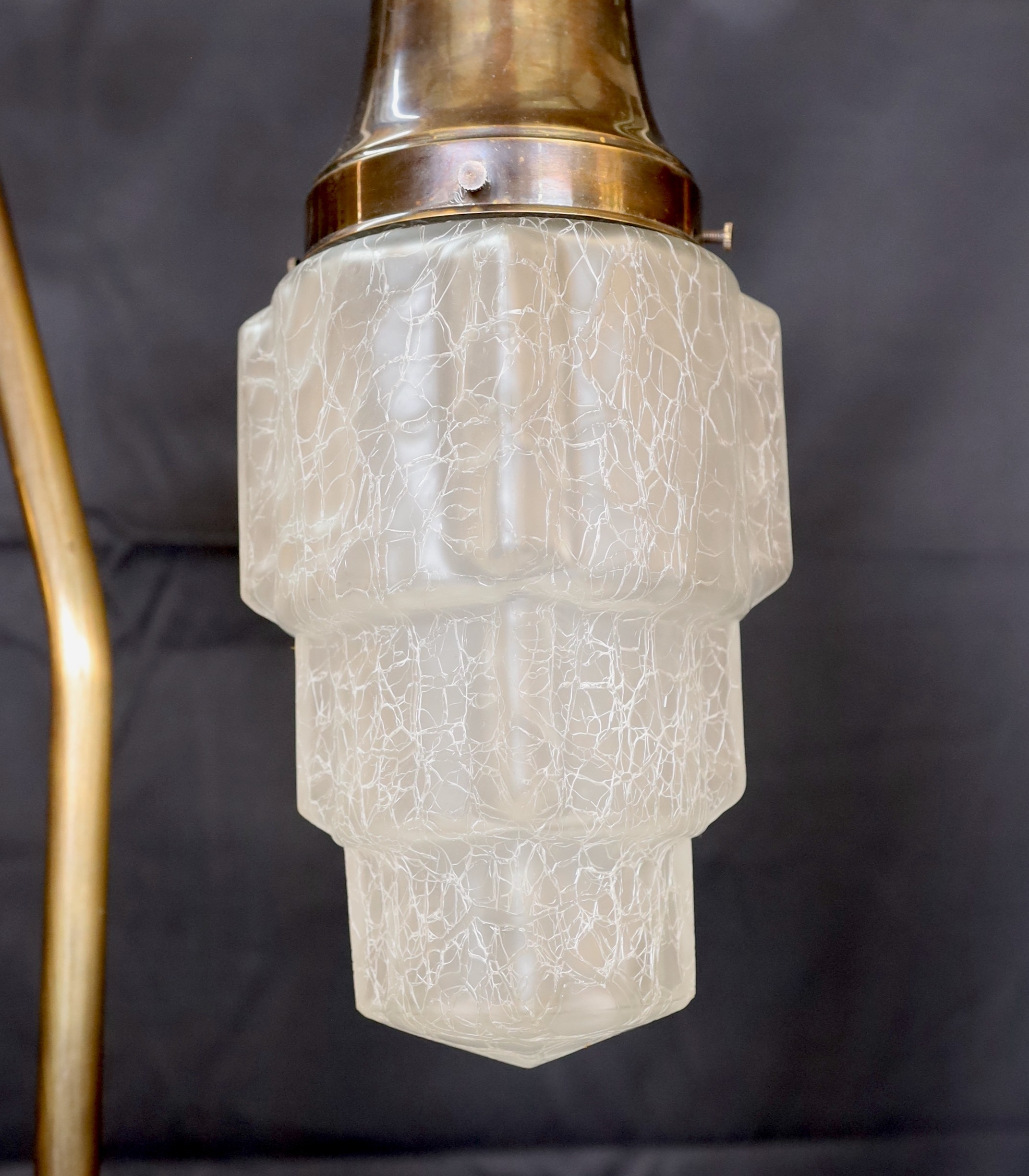 An Art Deco bronze telescopic lamp standard with frosted crackle glass shade, height 167cm